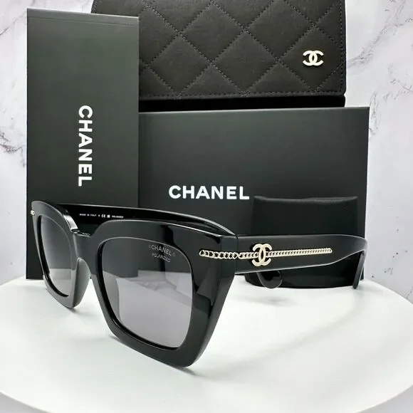 New CHANEL Sunglasses - Picture 16 of 16